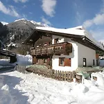 بيت للعطل Welcoming In Tyrol *